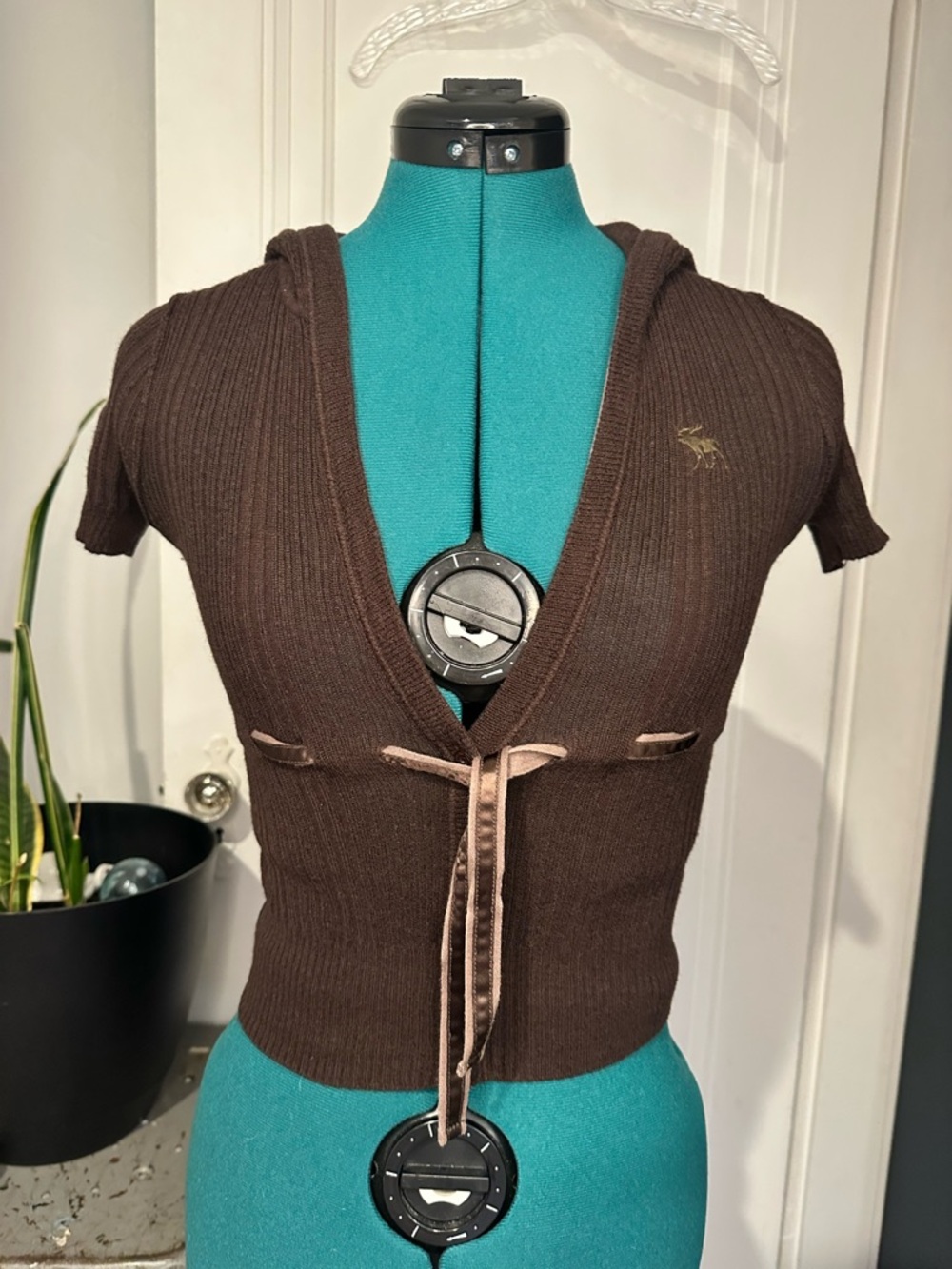 Abercrombie & Fitch Vintage Y2K babydoll cropped cable knit hooded Cardigan - Picture 2 of 14